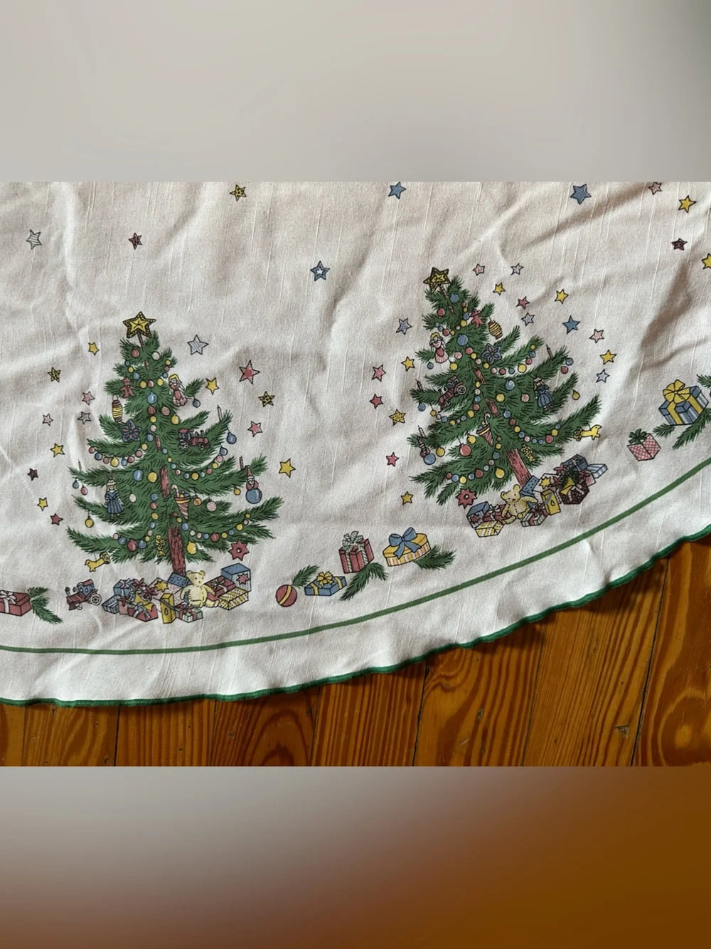 Vintage 60s Fallani & Cohn Christmas Tablecloth Oval Upcycle 60” x 84”